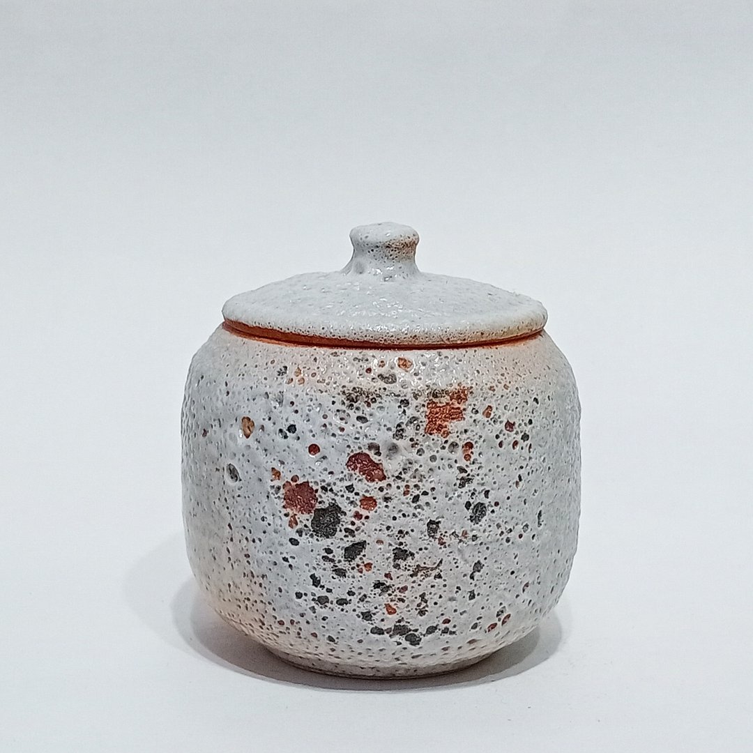 小茶仓_志野釉_橘白色火山岩肌理 - 茶具/茶杯 - 陶 白色