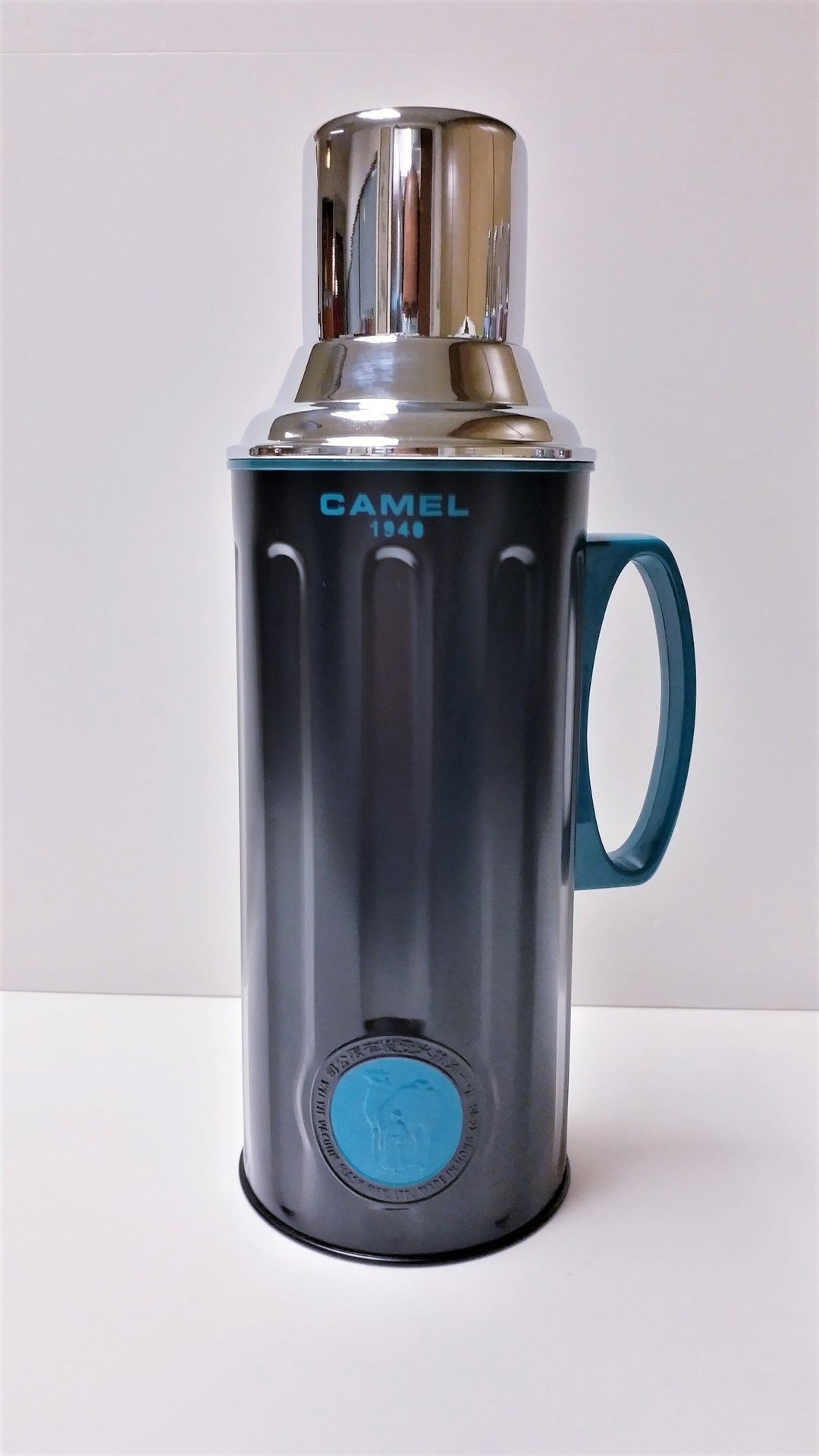 骆驼牌 950ml 玻璃胆真空保温壶糖果色壶身 黑 212JB - 保温瓶/保温杯 - 其他材质 黑色