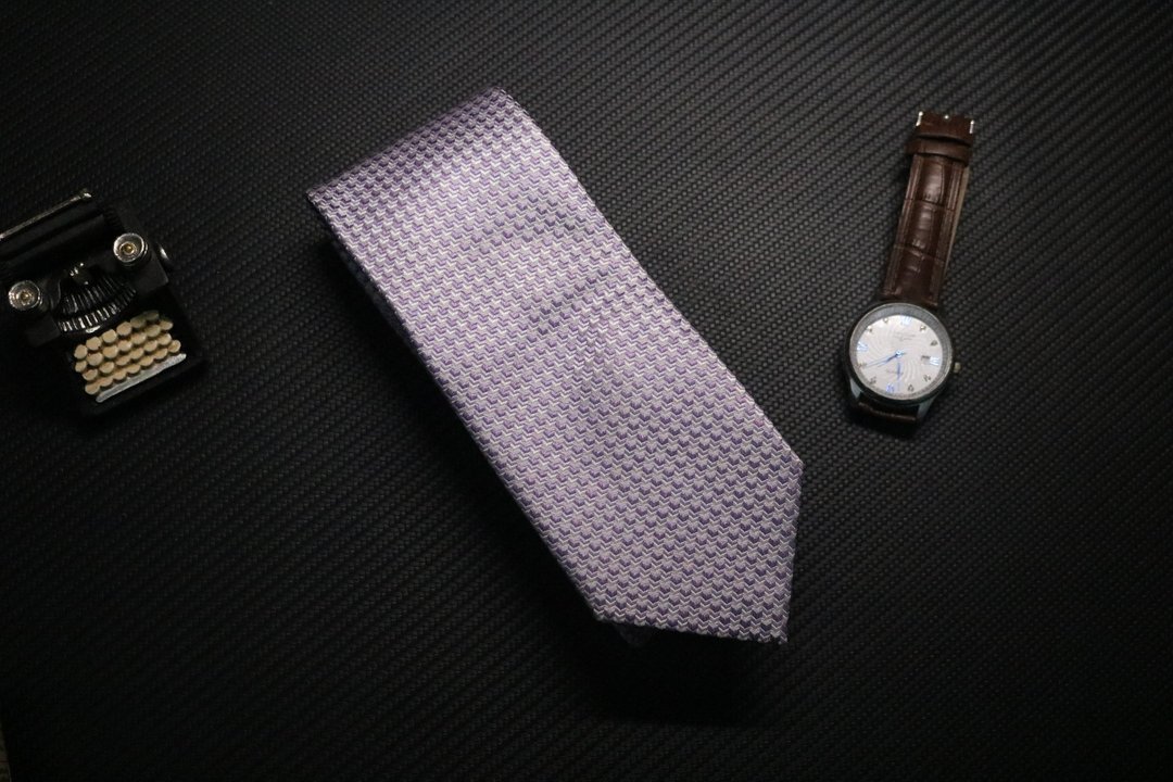 淡紫色方块型男百搭领带/商务绅士necktie - 领带/领带夹 - 丝．绢 紫色