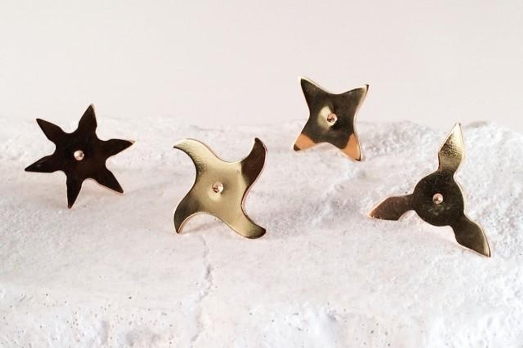 Shuriken ◆ Brass pin badge 4 - 胸针 - 其他金属 金色