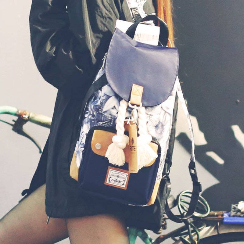 RITE 双生包║拳击包 x 探索包(M)-特制客订款-水仙白 x 蓝丈青║ - 后背包/双肩包 - 塑料 蓝色