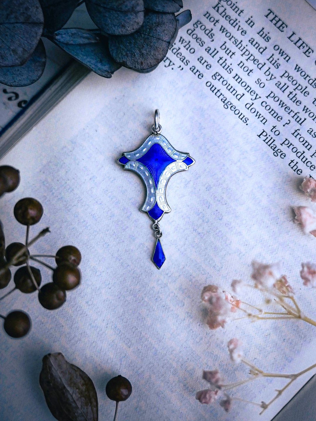 JA&S 玑镂雕花十字珐琅坠饰－英国古董首饰 Antique Jewelry - 项链 - 珐琅 