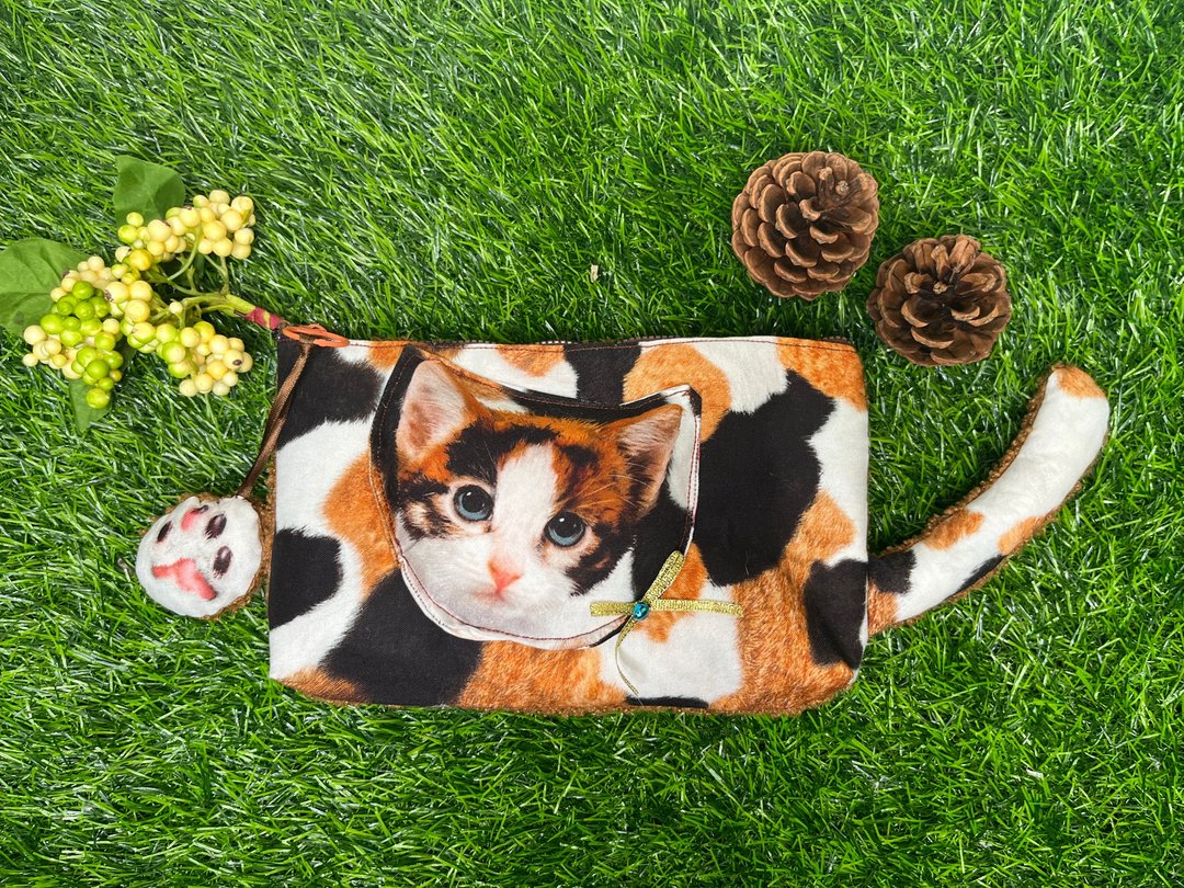 袋我走-三花猫立体猫脸肉球尾巴化妆包(10%捐公益) - 化妆包/杂物包 - 棉 咖啡色