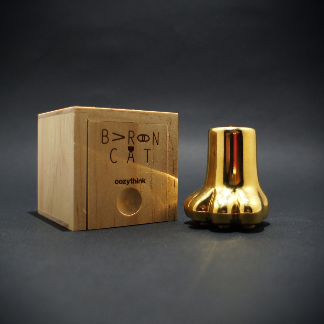 独家 -  Baron Cat 猫男爵足迹笔座封蜡章 / 辉熠 / 金色 - 印章/印台 - 其他金属 金色