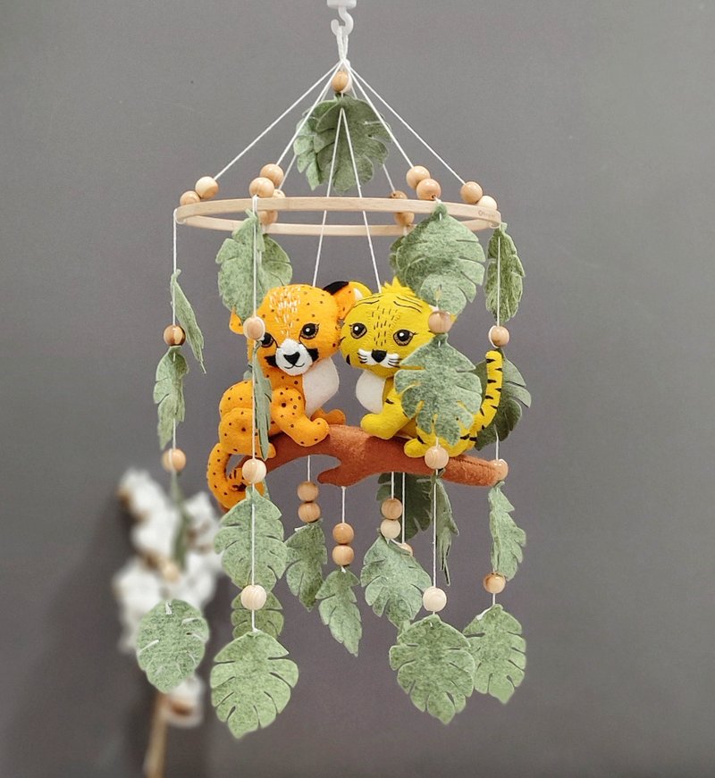 豹纹婴儿移动音乐移动婴儿床迎婴派对礼物儿童房移动 Safari - 玩具/玩偶 - 其他材质 绿色