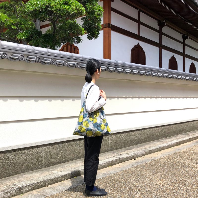 手提袋 Azuma 包 森林黄 × 绿 M / harunohi - 手提包/手提袋 - 棉．麻 多色
