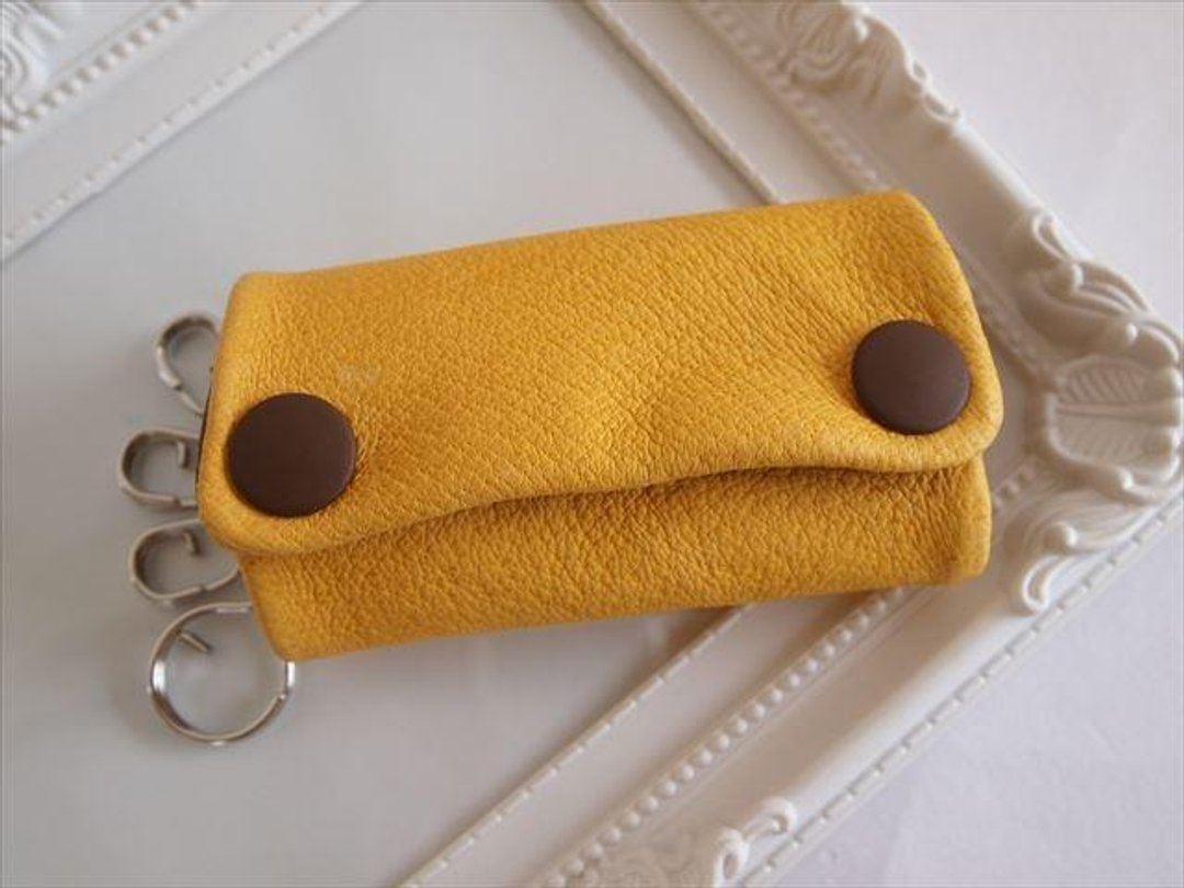 [Kiro x Char] Pig leather Soft key case [Made to order] Leather 1616008 - 钥匙链/钥匙包 - 真皮 黄色