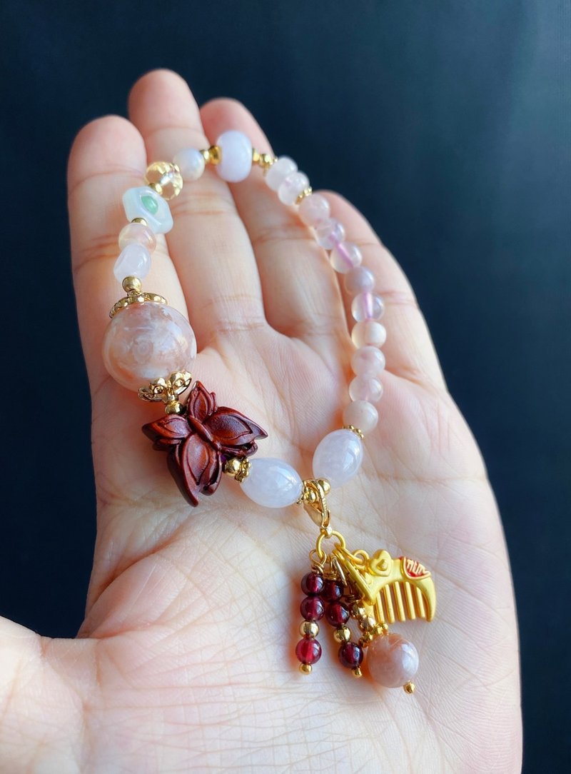 【售出】天然缅甸玉翡翠 紫翡 蝴蝶 樱花玛瑙 黄水晶 设计款 手链 - 手链/手环 - 玉石 粉红色