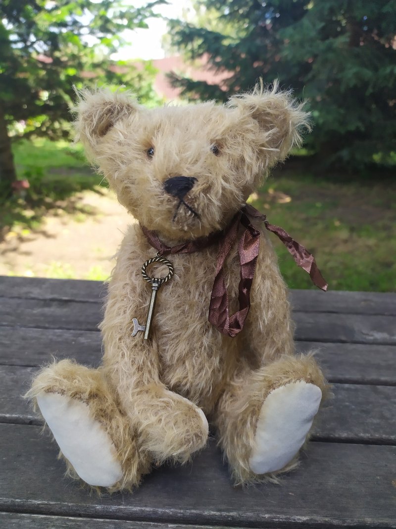 收藏泰迪熊艺术家泰迪熊泰迪熊毛绒玩具泰迪熊手 - 玩偶/公仔 - 其他金属 多色