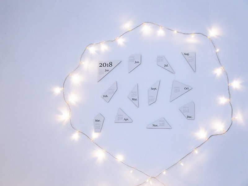 2018 拼日子。年历 - 年历/台历 - 纸 银色