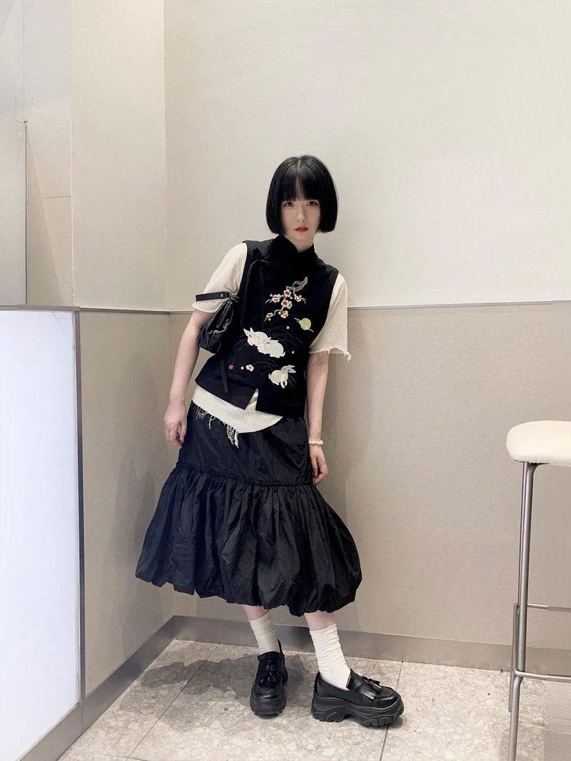 设计师款兔子月见刺绣新中式中华风复古短款背心 - 女装上衣 - 聚酯纤维 黑色