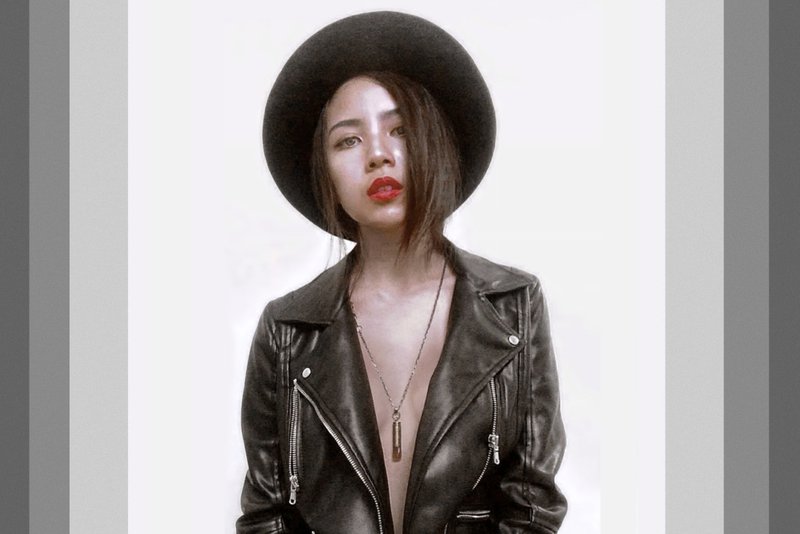 HANS'HAND 真品 .38 左轮 黄铜弹壳 红玛瑙矿石项链 - 项链 - 水晶 金色