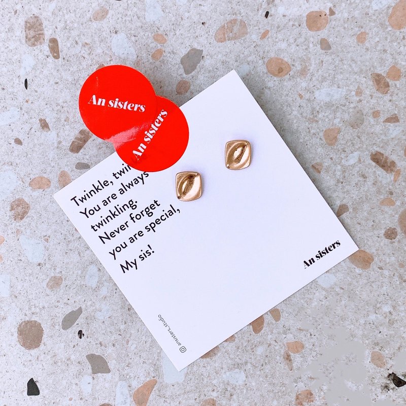 【出清Sale】金属凹纹小方块耳环 Little square earrings - 耳环/耳夹 - 铜/黄铜 多色