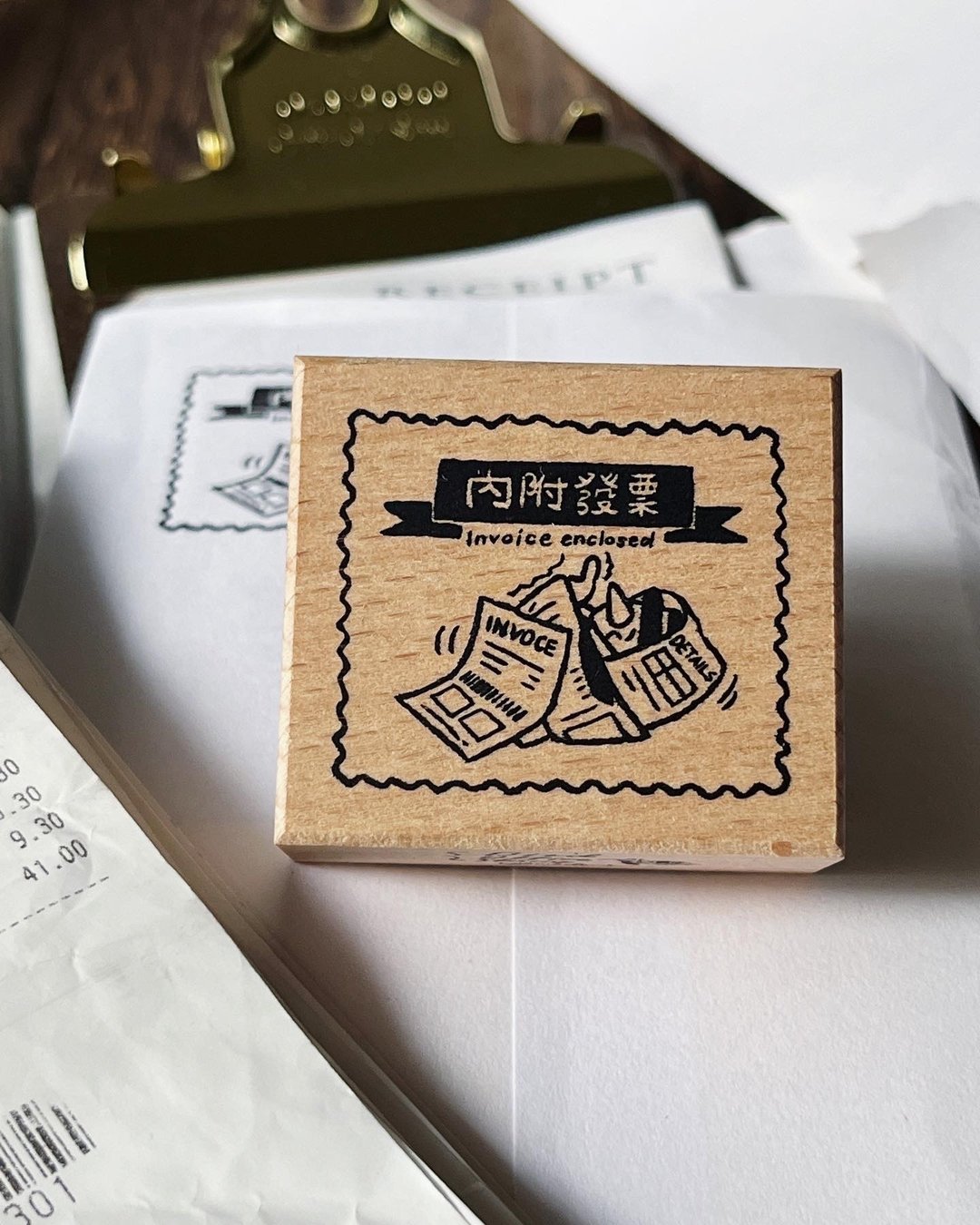 Office stamp : 内附发票 _ 木头印章 - 印章/印台 - 木头 咖啡色