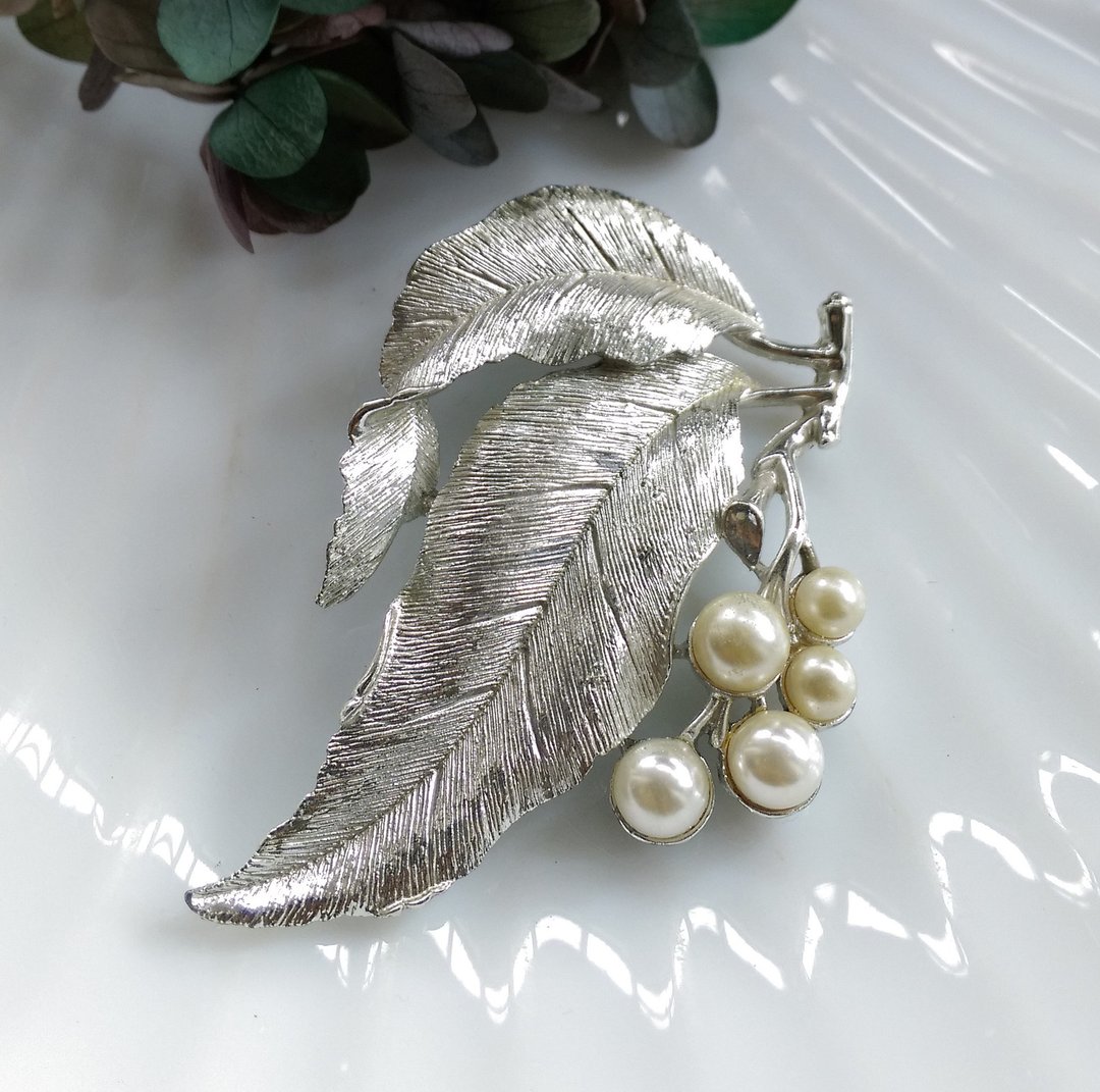 Vintage Jewelry SARAH COV Silvery Splendor 别针 胸针 - 徽章/别针 - 其他金属 金色