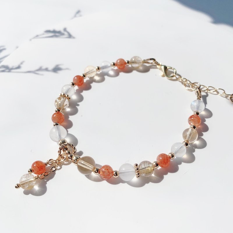 金太阳石 黄水晶 金发晶 月光石 14k包金 天然水晶手链 - 手链/手环 - 水晶 多色