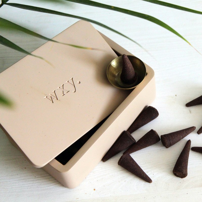 【英国 wxy】 手工香锥礼盒-玫瑰 - 香薰/精油/线香 - 植物．花 粉红色