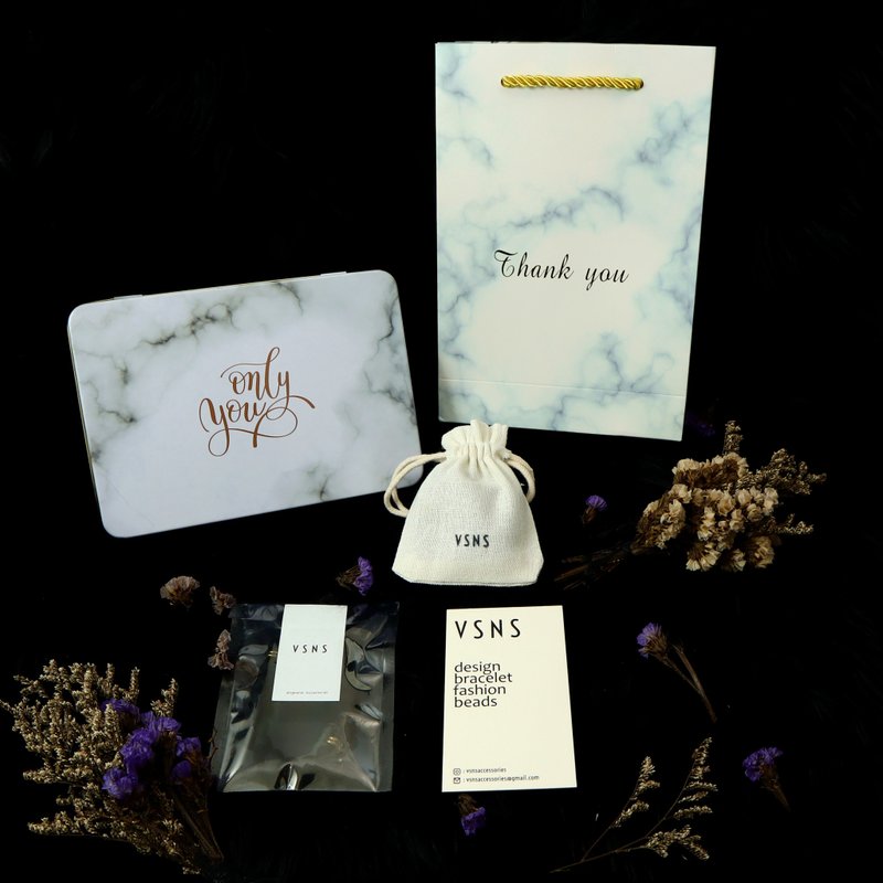 限定加购 | 干燥花礼盒 -  干燥花 精致包装 生日 毕业礼物 - 手链/手环 - 其他金属 白色