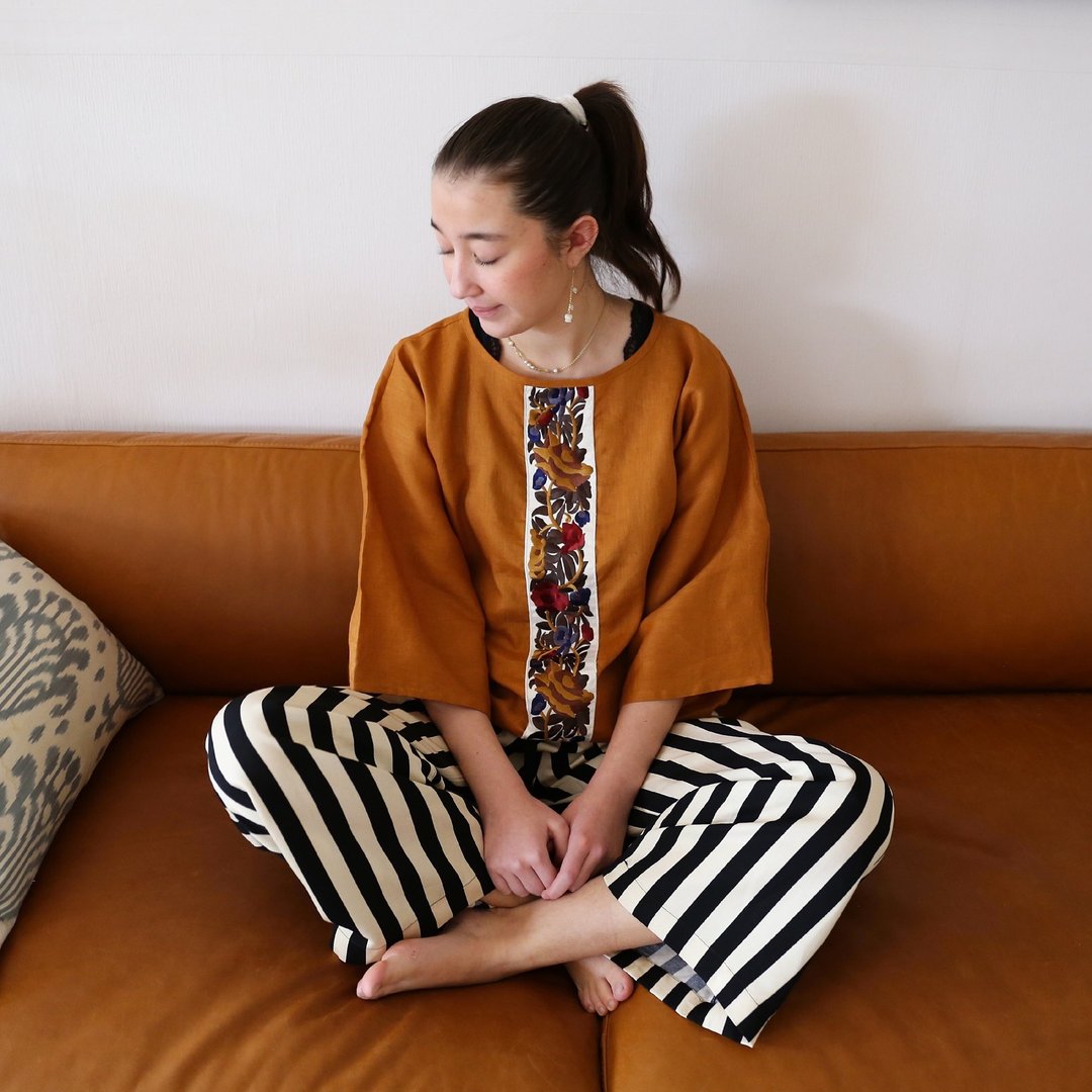 金风纯亚麻阔衣宽袖绣花衣 - 女装上衣 - 棉 