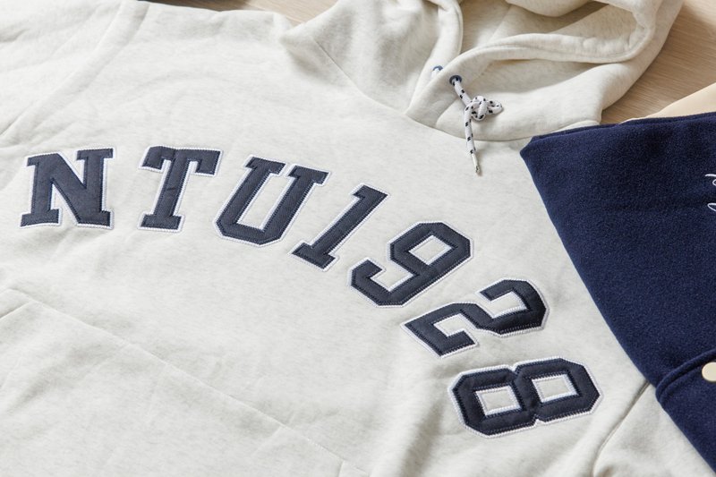 2025 A/W NTU1928 Premium Heavyweight Hoodie – Warm & Stylis - 中性连帽卫衣/T 恤 - 棉．麻 