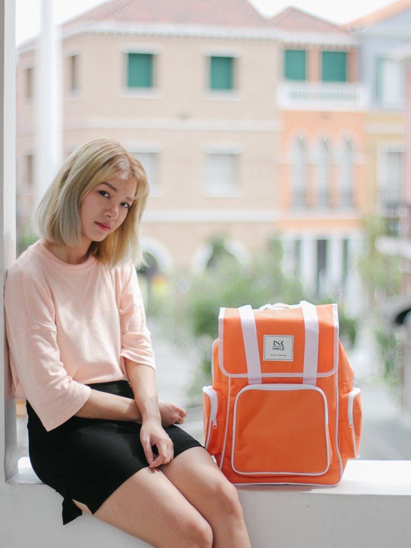 CLASSIC BACKPACK / ORANGE - 后背包/双肩包 - 防水材质 橘色