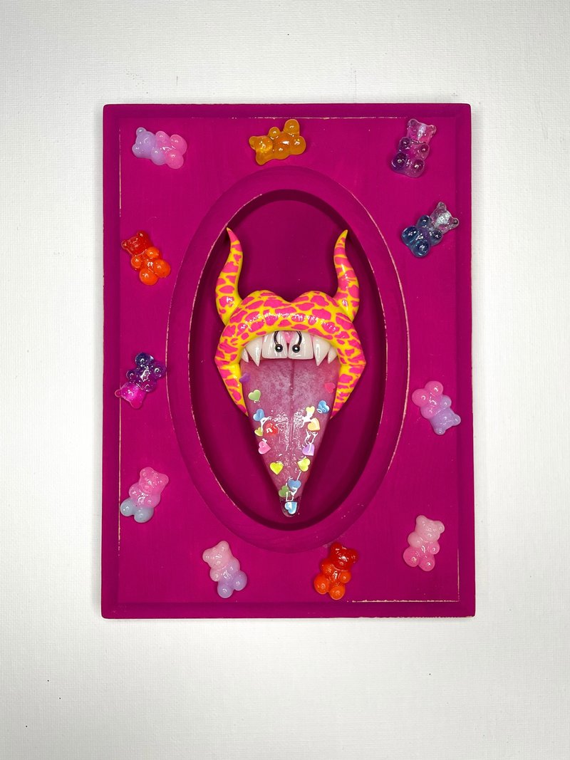 墙壁艺术。粉红色木质框架，配上软糖和黄色嘴唇。 - 墙贴/壁贴 - 粘土 