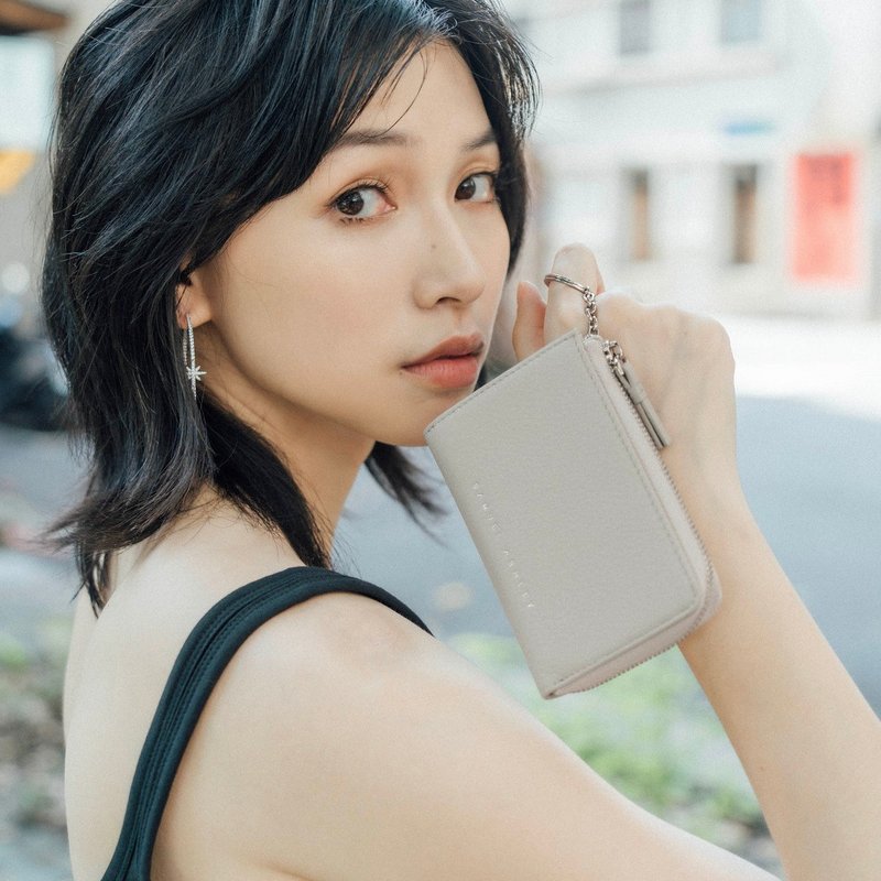 【圣诞礼物推荐】Roxie钥匙皮革零钱包 - 浅灰色 可加购印名 - 零钱包 - 真皮 灰色