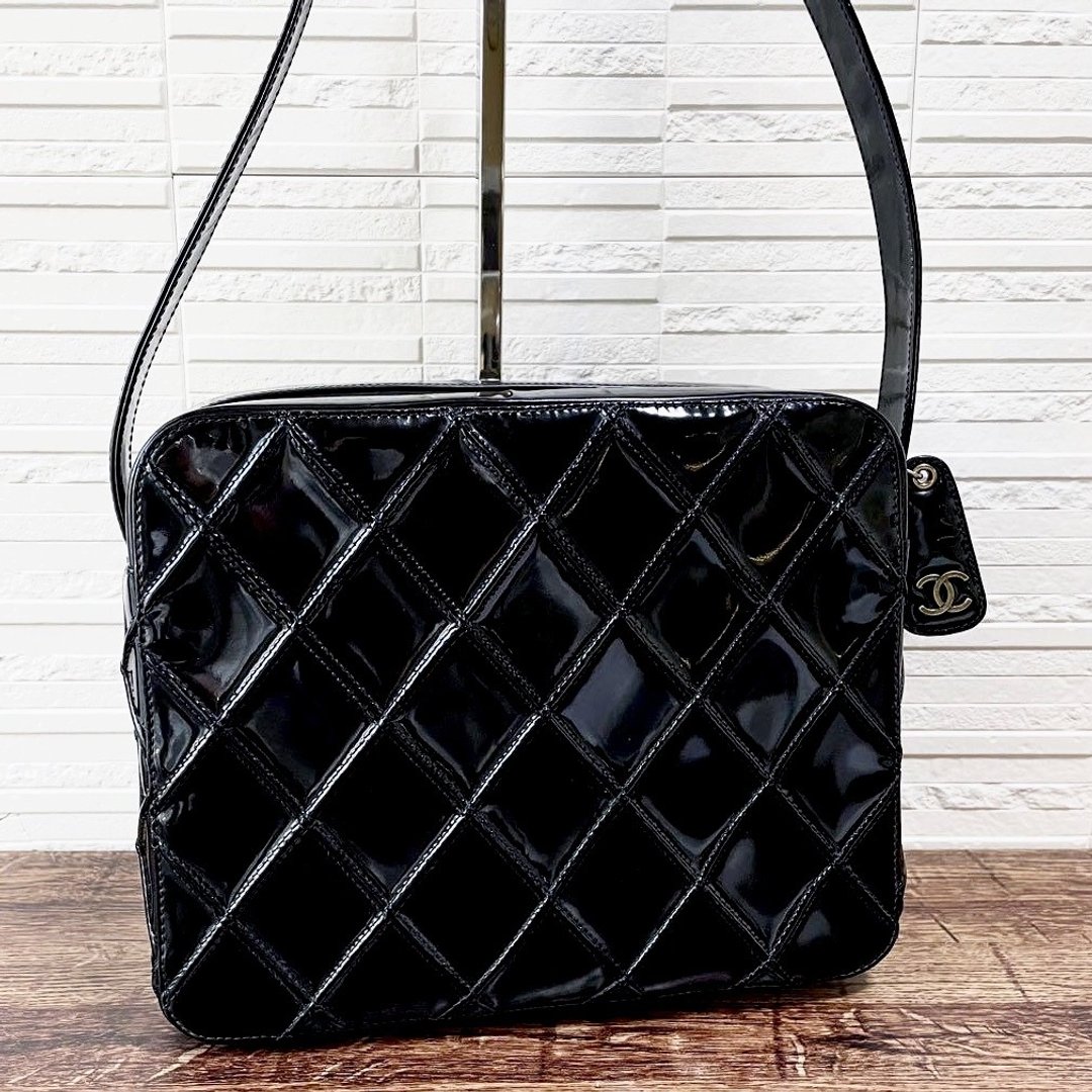 【特选货品】Chanel 黑色金标漆皮皮革小盒子腋下包单肩侧背孭手袋 - 侧背包/斜挎包 - 真皮 