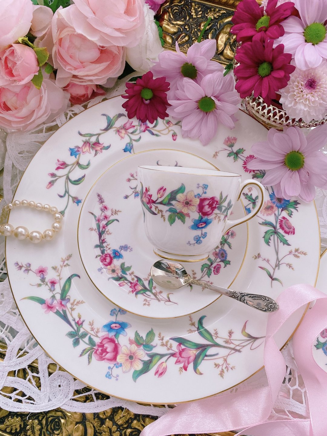 英国骨瓷皇家御用Wedgwood 1950年手绘花卉古董杯两件组送礼 - 茶具/茶杯 - 瓷 多色