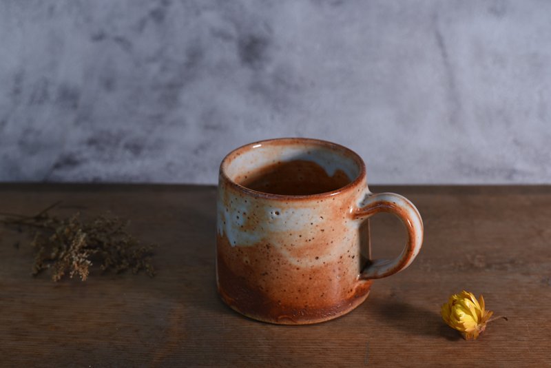 志野烧手工拉胚咖啡杯250cc - 咖啡杯/马克杯 - 陶 