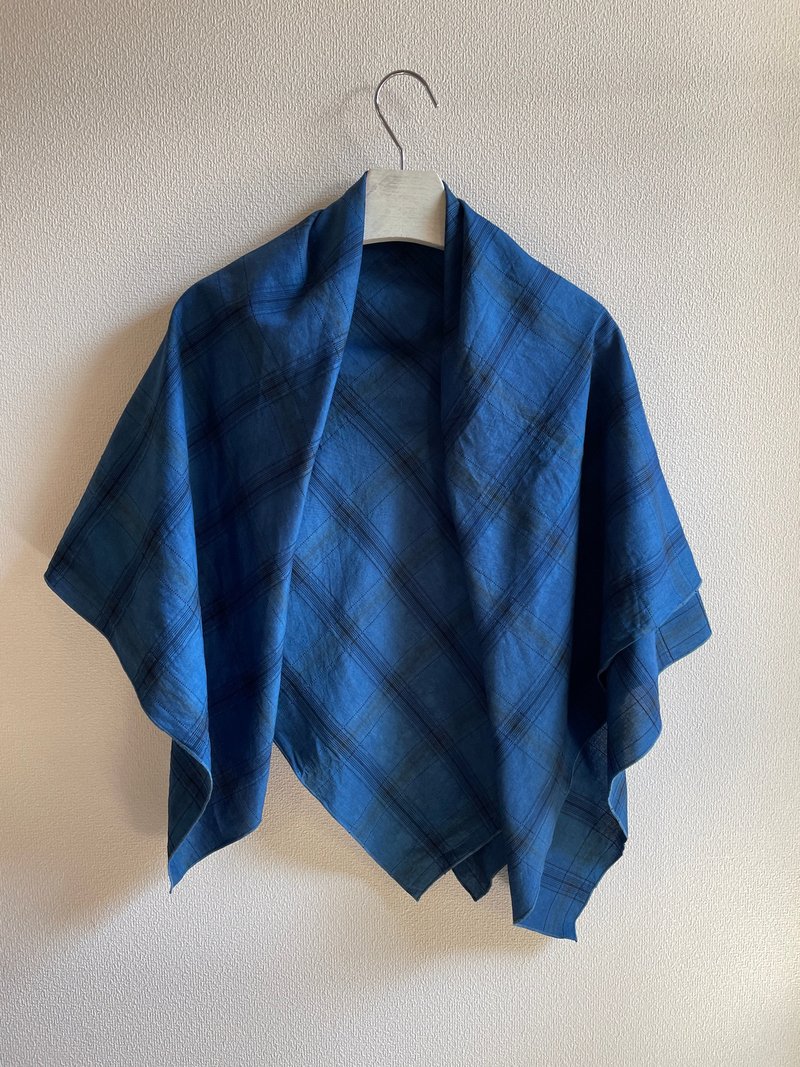 Light indigo dye rayon large format plaid scarf scarf JAPANBLUE Aizome - 围巾/披肩 - 其他材质 蓝色