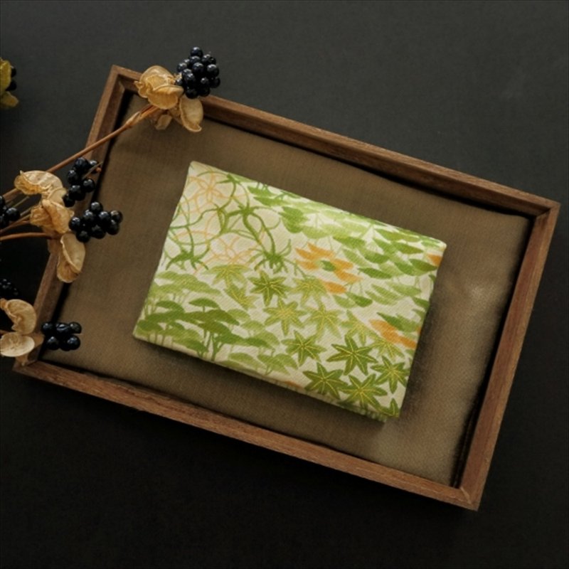 Autumn leaf sentence card case - 名片夹/名片盒 - 棉．麻 绿色