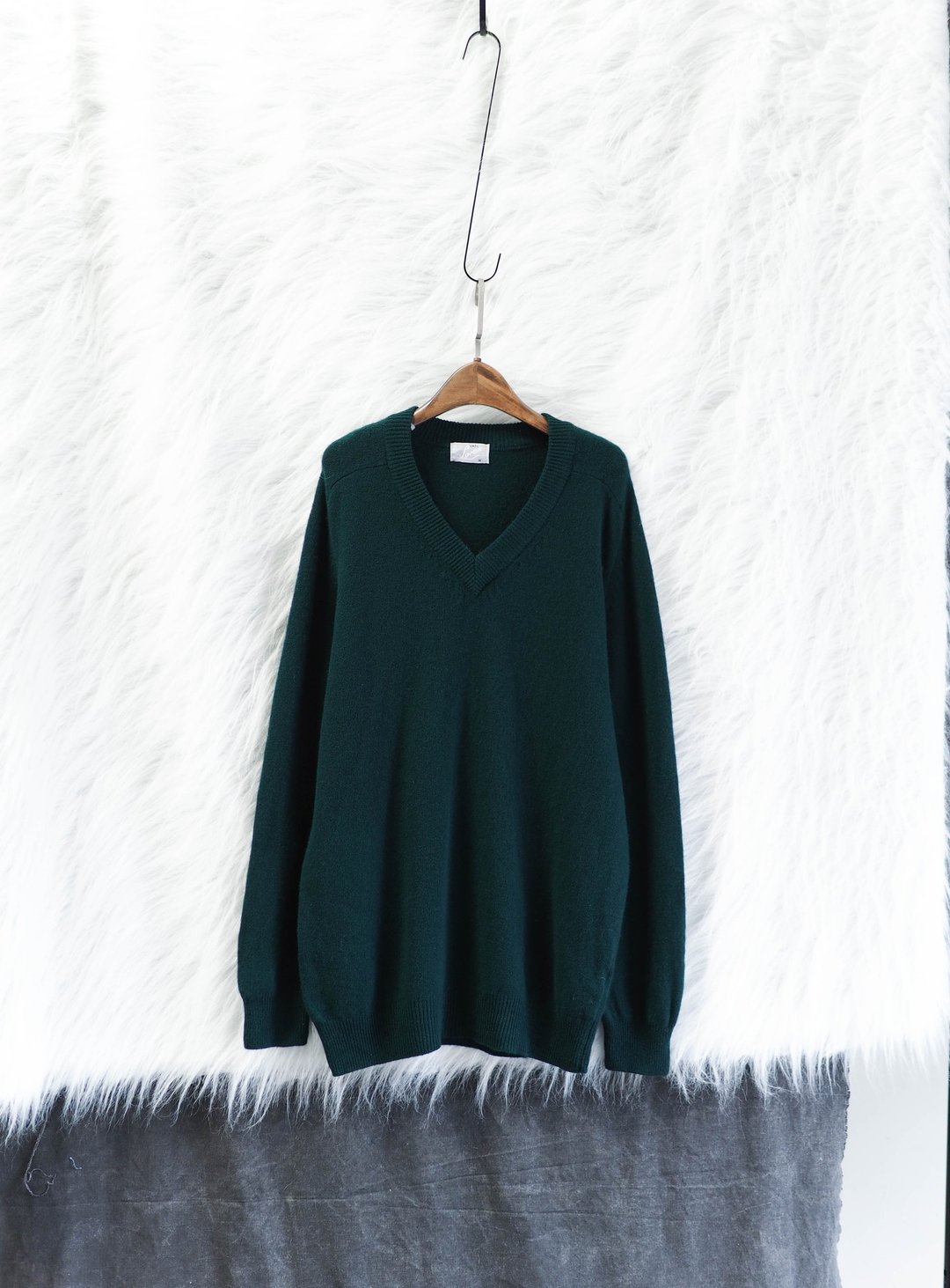 岩手绿色v领经典素面恋日时光 古董羔羊毛古着毛衣 lambswool - 女装针织衫/毛衣 - 羊毛 绿色
