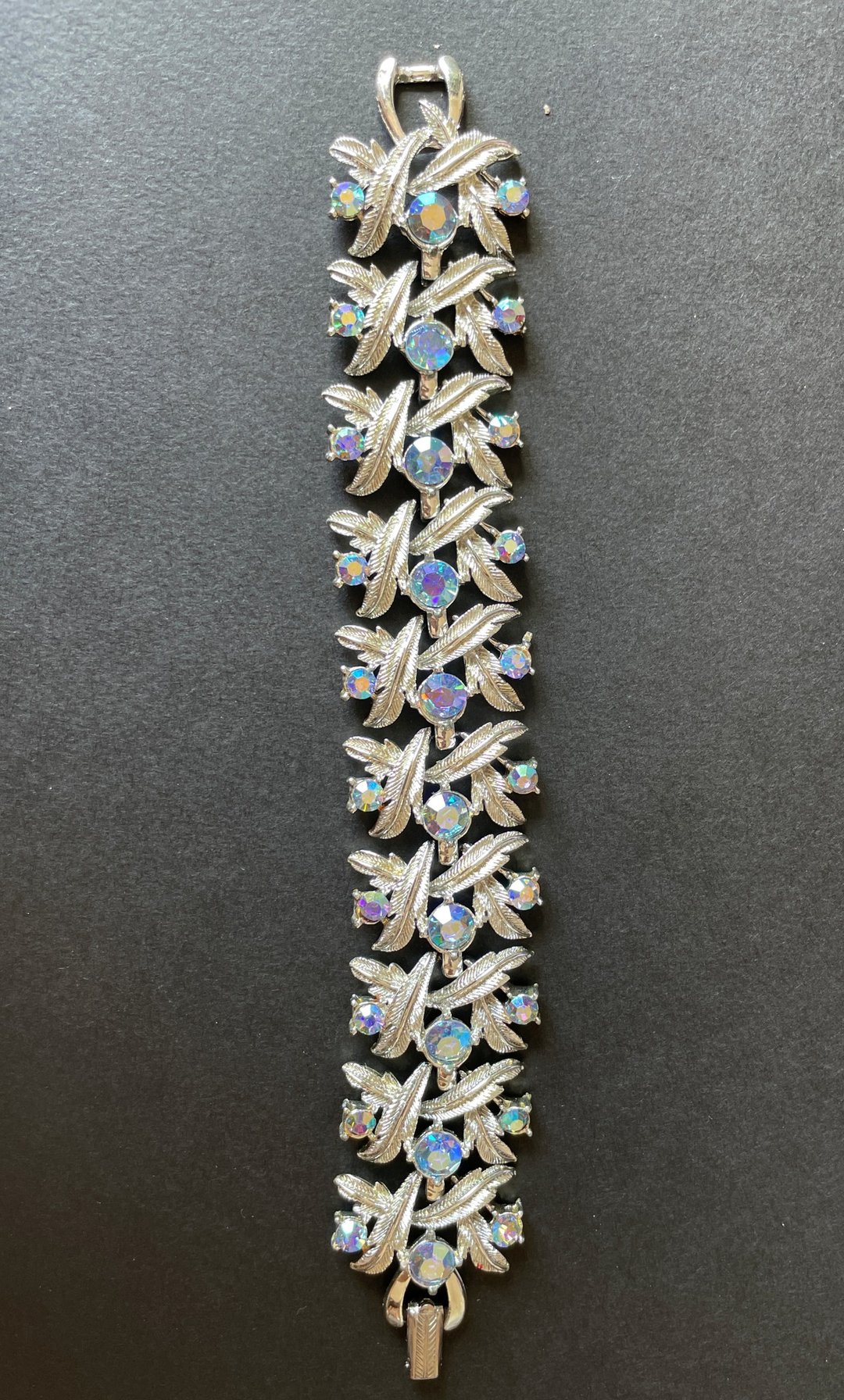 古董淡金色花叶莱茵石叶片手链手镯 CORO BR188 - 手链/手环 - 其他金属 金色