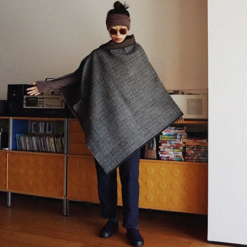 威爾士格紋和棕色 雙面按扣款圍巾披肩 人字紋羊毛 包邊款 - 围巾/披肩 - 羊毛 咖啡色