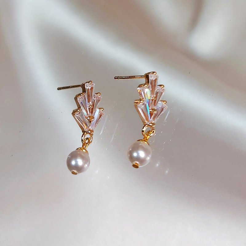 新品登场 /SWAROVSK白色珍珠耳环 七夕情人节礼物 - 耳环/耳夹 - 其他金属 白色