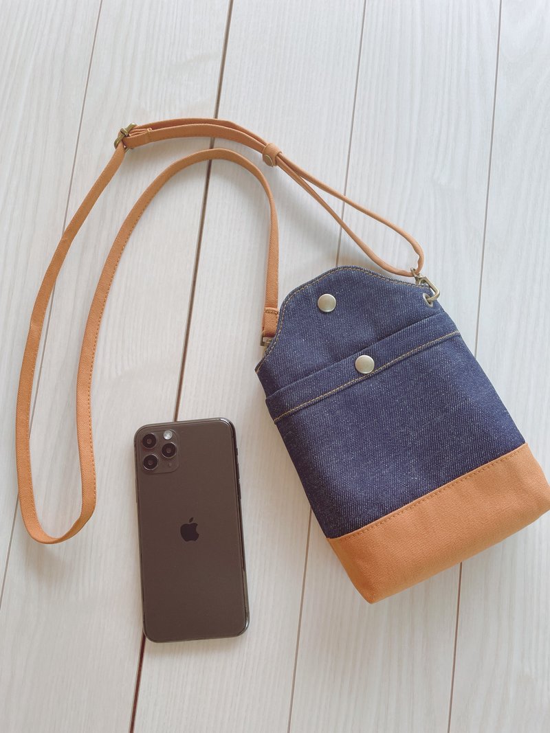 japan岡山デニム　倉敷帆布　バイカラー　スマホポシェット　スマホショルダー　スマホポーチ　インディゴ×キャメル - 侧背包/斜挎包 - 棉．麻 橘色