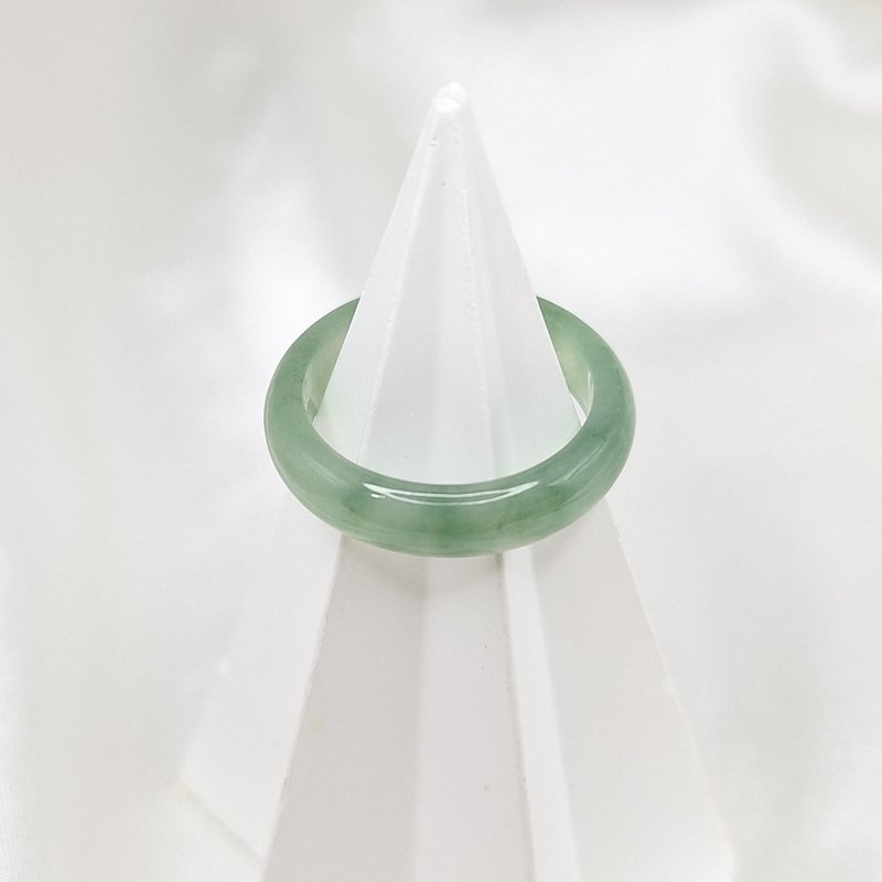 冰绿戒指 玉戒 国际围近16 内径19 | 天然缅甸玉A货翡翠 - 戒指 - 玉石 