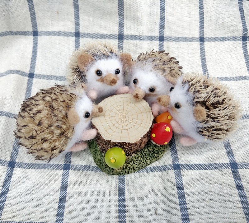 羊毛毡 动物 宠物 刺猬 小物 钥匙圈 匙扣 锁匙 礼物 纪念 - 钥匙链/钥匙包 - 羊毛 卡其色