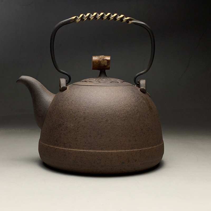 台湾良时美器【岩矿】泳月墨竹提梁烧水壶1300 - 茶具/茶杯 - 陶 咖啡色