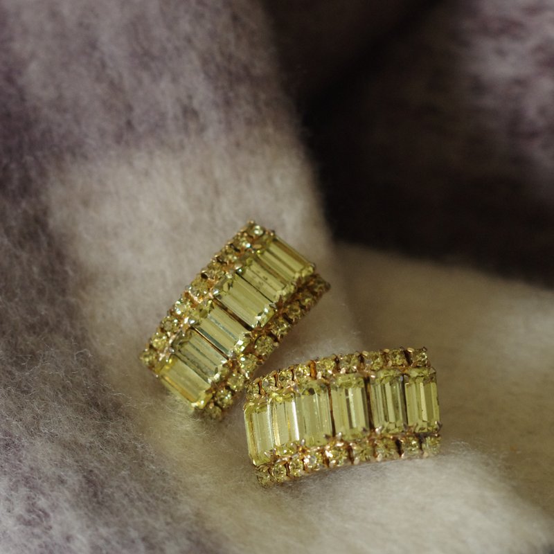古董柠檬黄莱茵石方形夹式耳环 KRAMER OF NEW YORK C708 - 耳环/耳夹 - 其他金属 金色