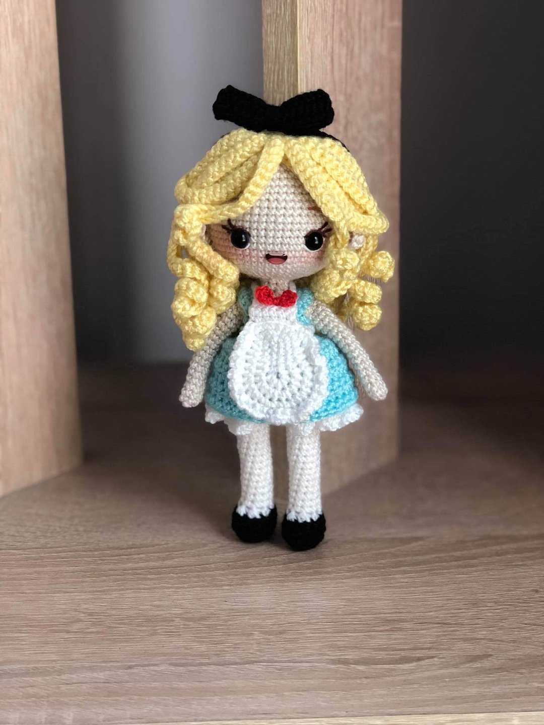 Crochet doll , Alice , Alice in wonderland , princess doll , amigurumi - 玩偶/公仔 - 其他材质 多色