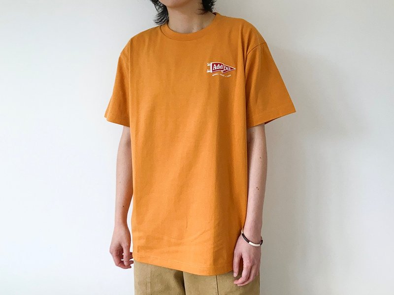 Add Oil 旗帜印花 Tee 姜黄色 - 男装上衣/T 恤 - 棉．麻 黄色