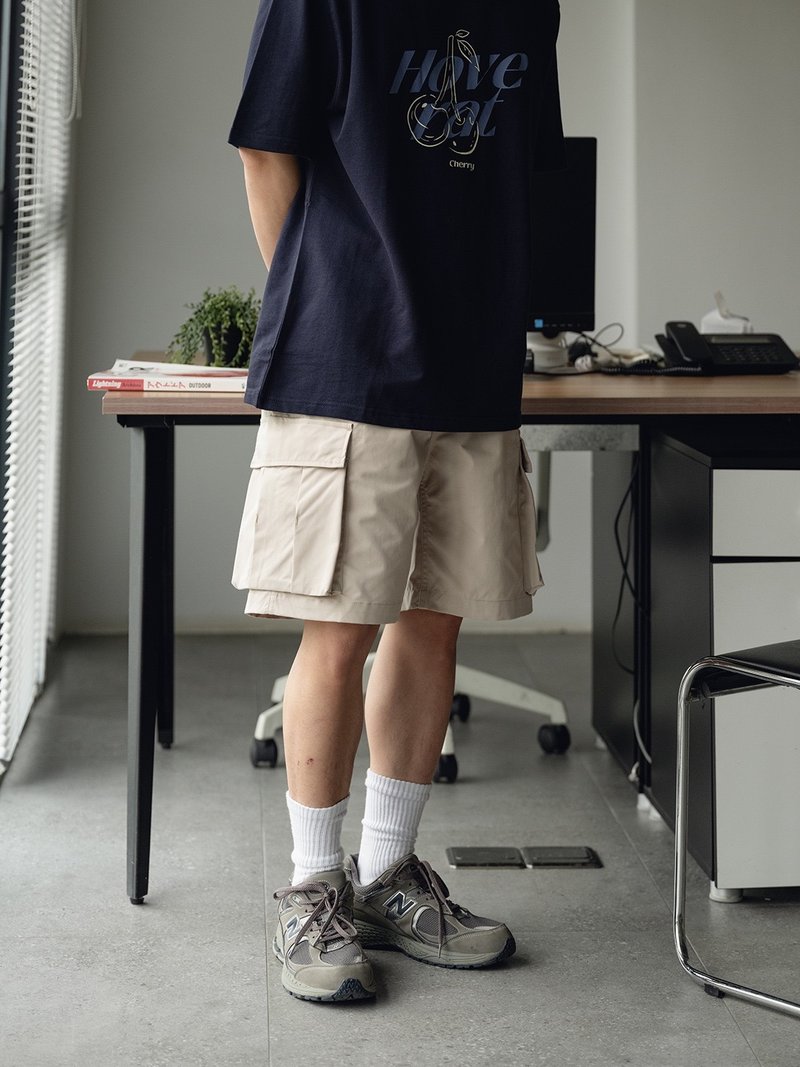 25SS山系露营COOLMAX户外机能日系凉感宽松日系多口袋五分短裤 - 男士短裤 - 棉．麻 银色