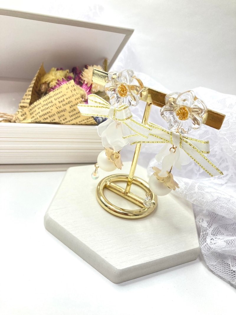 透明 鲜花 耳环 夹式耳环 珍珠 花朵 缎带 白色 透明感 - 耳环/耳夹 - 树脂 透明