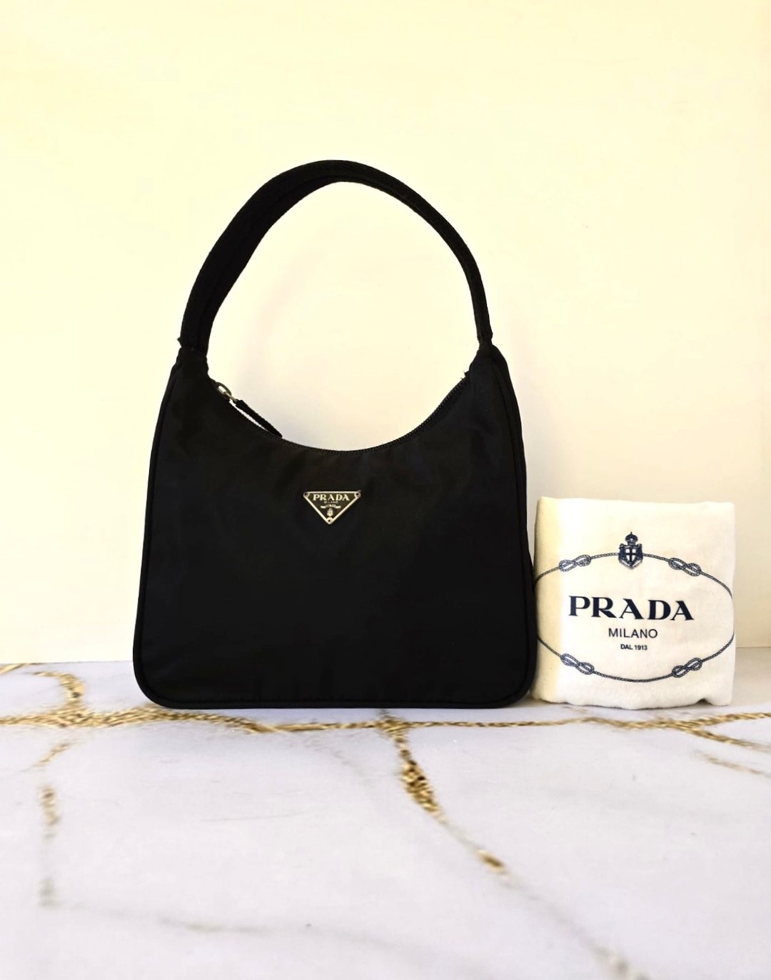 中古二手包 Prada 黑色 Hobo 流浪腋下包 单肩包 侧背包 侧背包 小包 - 侧背包/斜挎包 - 防水材质 黑色