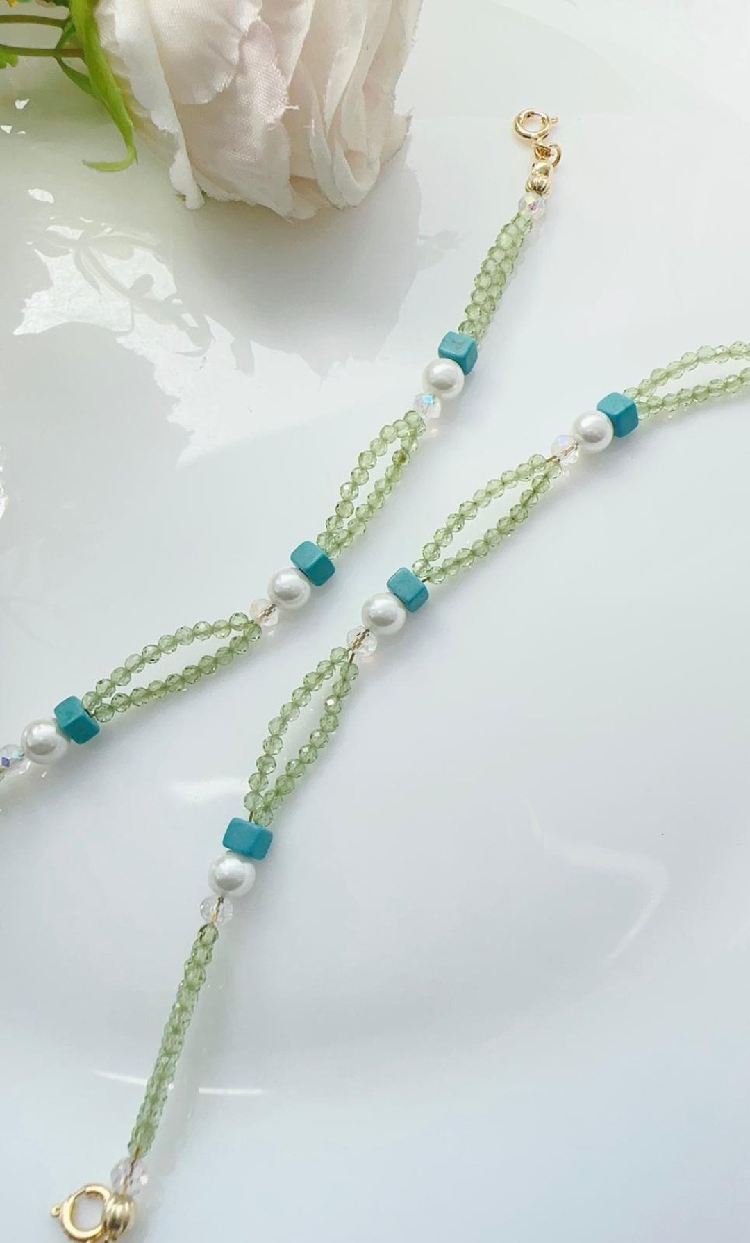 Peridot Minimalist Turquoise Bracelet - 手链/手环 - 宝石 金色
