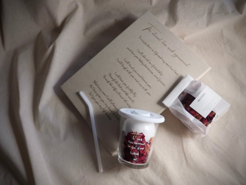 【浪漫礼盒】ins玻璃杯.泡澡球.玫瑰花瓣 - 沐浴用品 - 精油 
