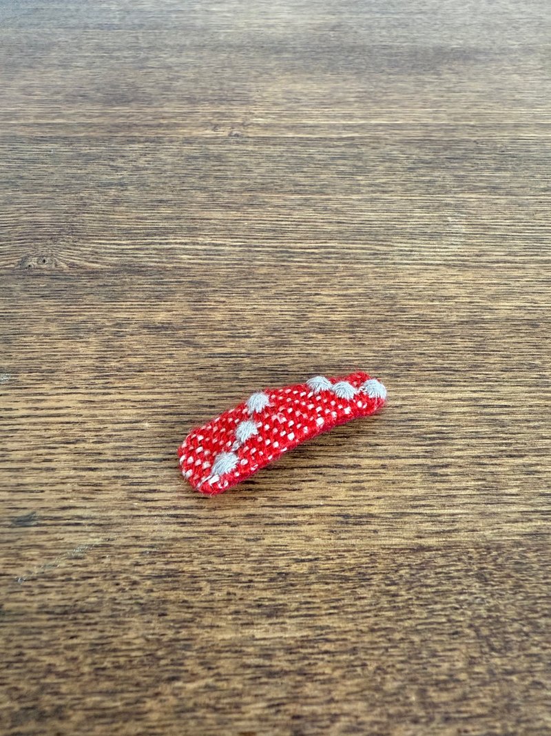 发饰 Patchin-dome Minapelhonen 手鼓手作 - 发饰 - 棉．麻 红色