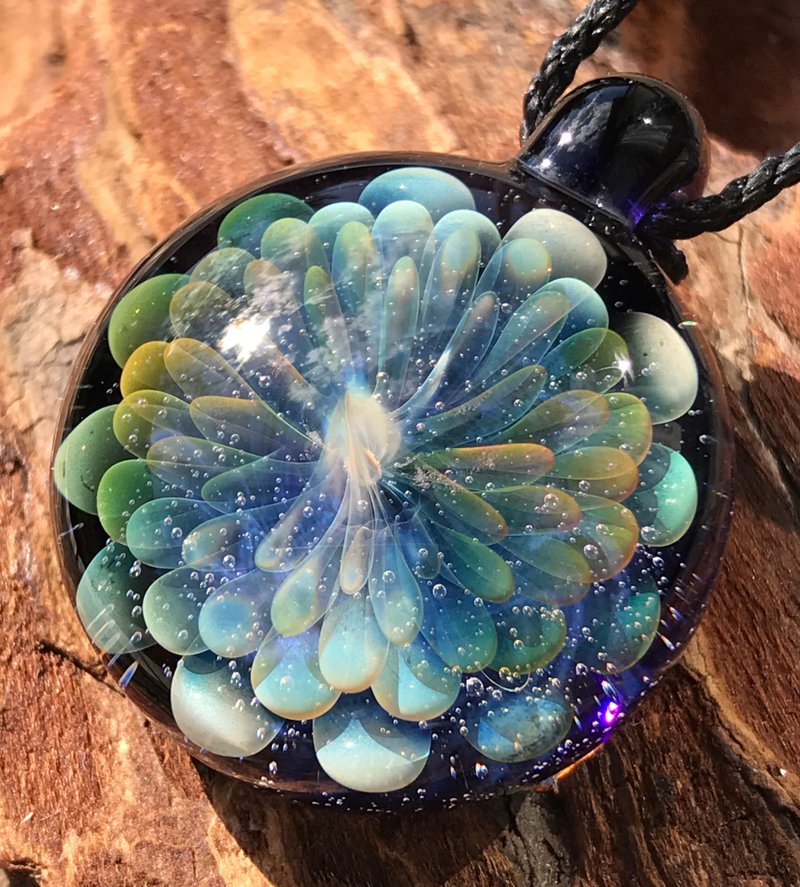 boroccus 渐变几何三维图案硼硅玻璃吊坠 - 项链 - 玻璃 多色